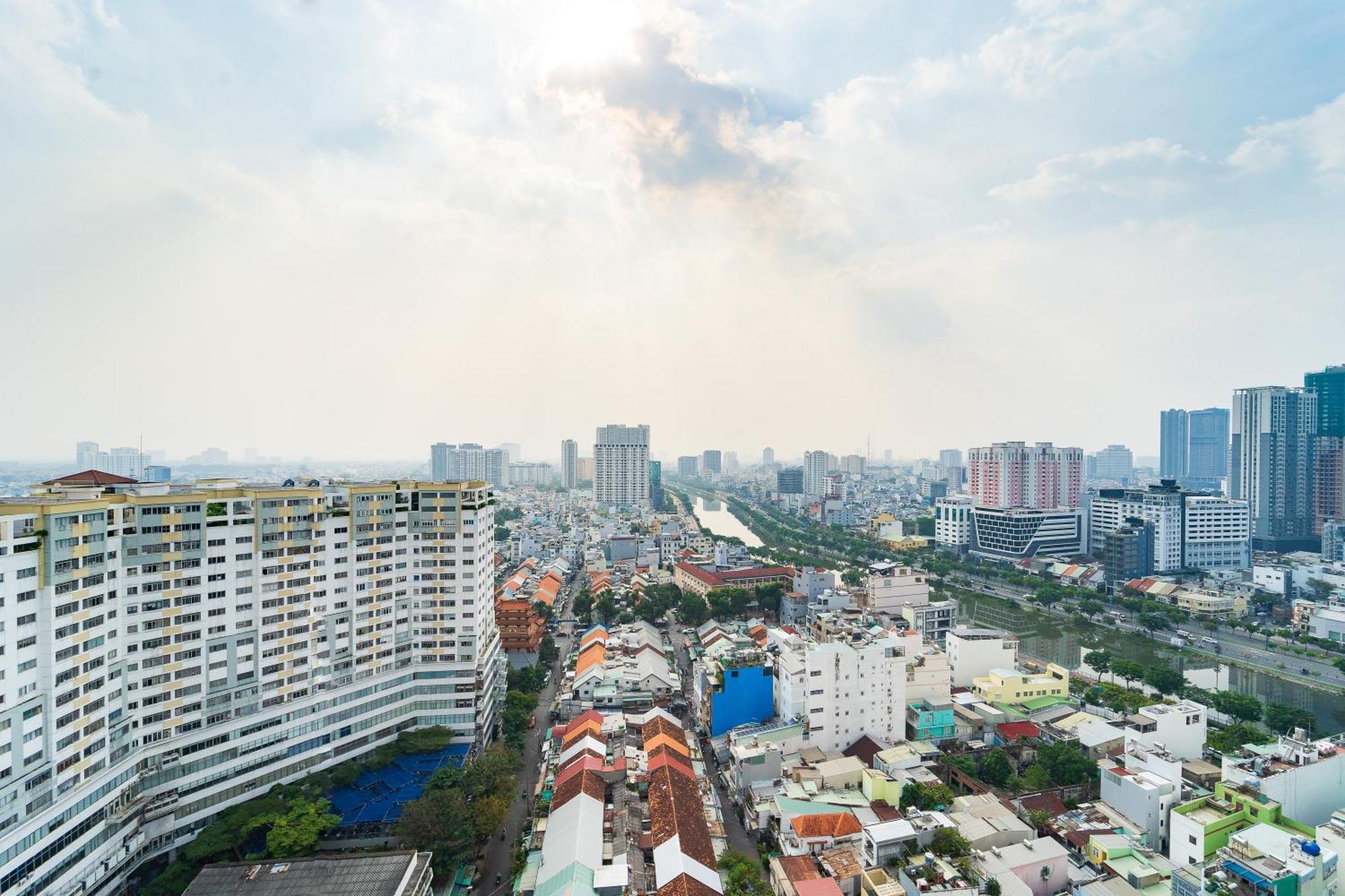 Saigon Apartments - Free City Walk Experience, Amazing Infinity Pool & Free 4G Sim Card For 3 Nights Ho Şi Min Dış mekan fotoğraf